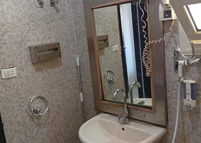 شقه للإيجار مكيفه